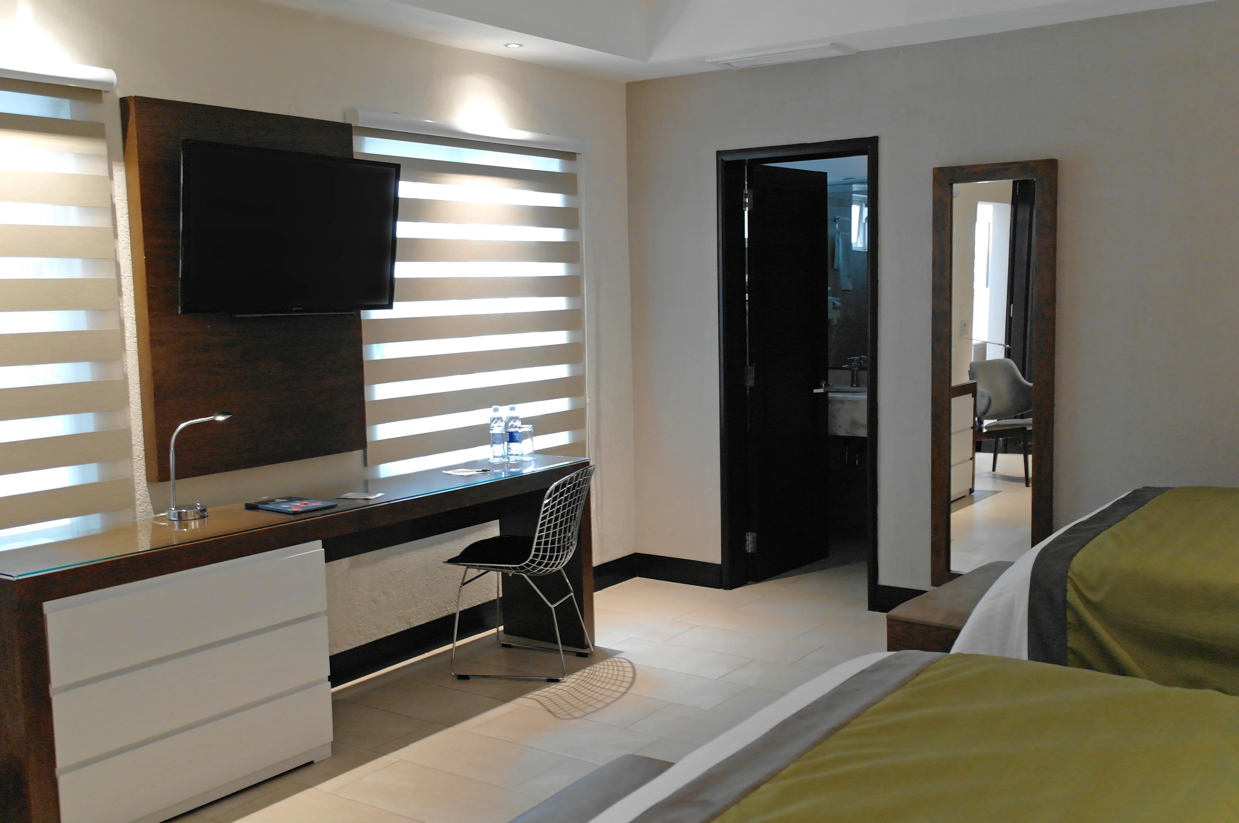 Aurea Hotel And Suites Zapopan Exterior photo