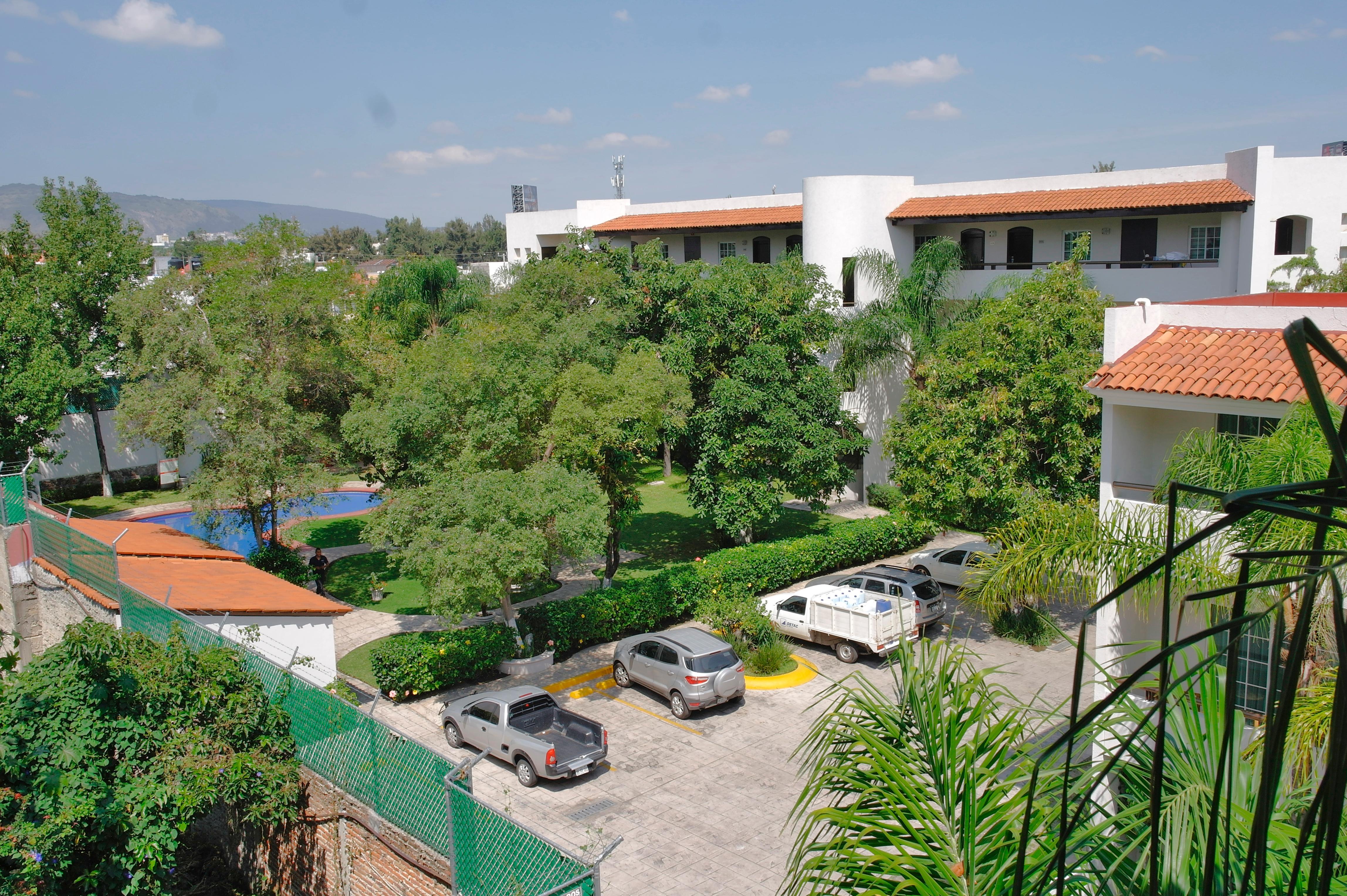 Aurea Hotel And Suites Zapopan Exterior photo