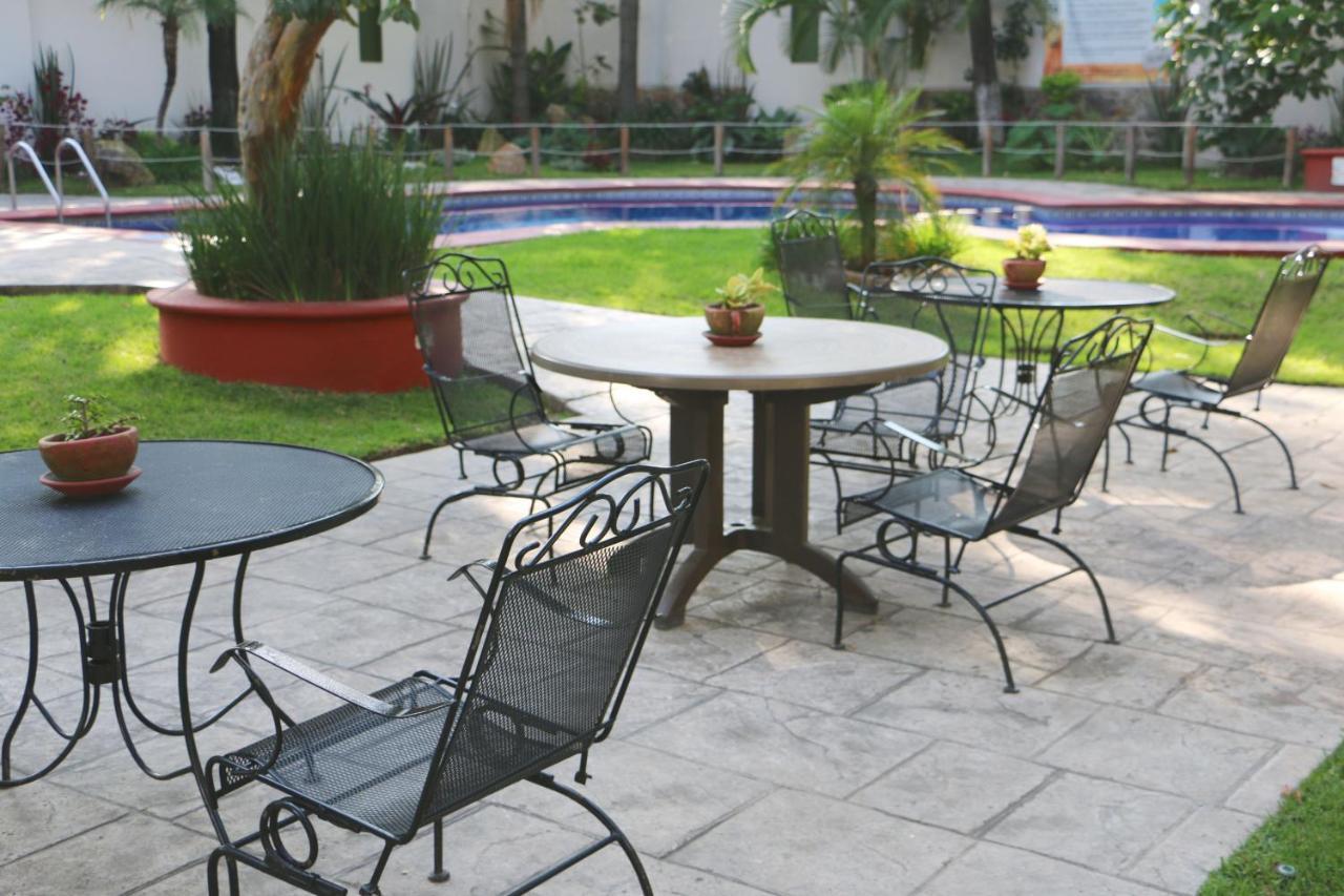 Aurea Hotel And Suites Zapopan Exterior photo